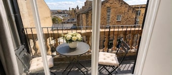 Castle Chambers Serviced Apartments