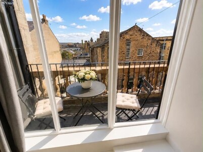 Castle Chambers Serviced Apartments