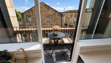 City Apartment, Balcony, City View | Terrace/patio