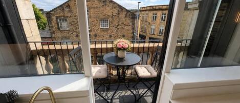 Leilighet – city, balkong, byutsikt | Terrasse/patio