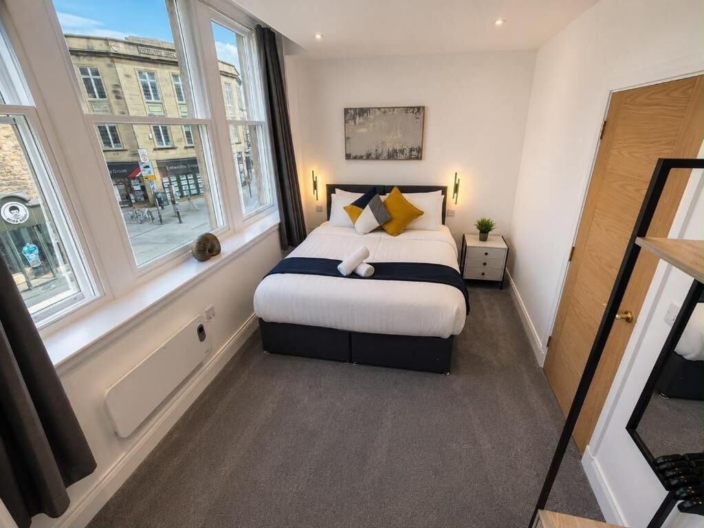 City-Apartment, Stadtblick | Bügeleisen/Bügelbrett, kostenloses WLAN