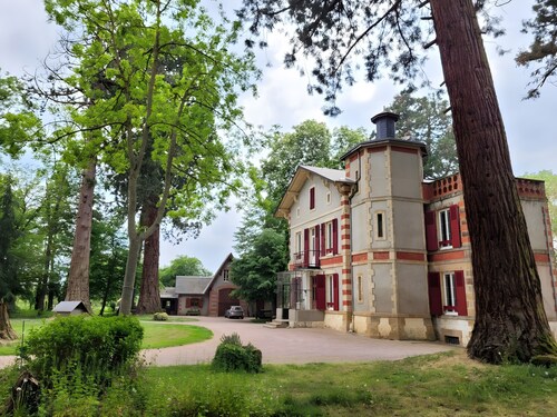 Chambre d’hôtes « Le Chalêt » avec terrasse commune, jardin commun et Wi-Fi