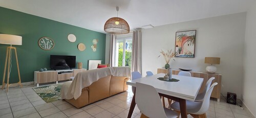 Jolie Maison rénovée avec Jardin clos proche de toutes commodités à Concarneau