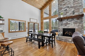 Dining - Cabin on The Rocks | Luxe Cabin w/ Hot Tub, Game Room, Frisbee Golf! (Island Park)