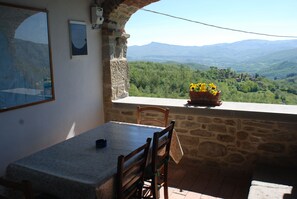 屋外ダイニングエリア