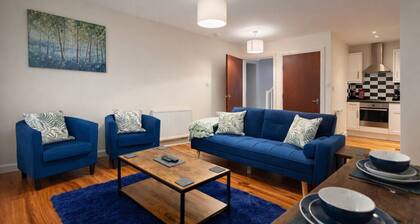 Montrose Town Retreat-2BR modern, cosy, prime area