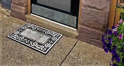 Downtown Millersburg, 2 Bedroom, 2 Bath Apartment