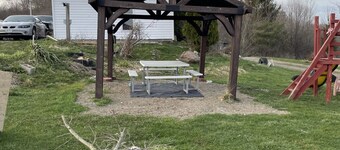 Wildflower Wagon Farm Stay