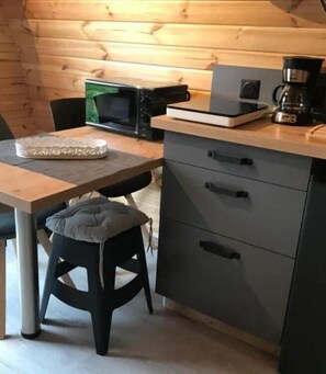 Chalet, Garden View | Dining