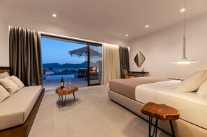 1 bedroom, in-room safe, iron/ironing board, free WiFi - Thalmyra Suite, Divine Sea Views, Private Pool, Furnished Terrace, Milos (Milos)