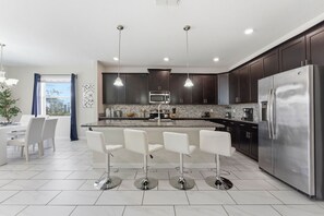 House | 6 bedrooms - Amazing Home 14 Guests Pool Steps to Clubhouse (Kissimmee)