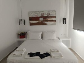Room - Villa Hydrissa, Private Pool, Spacious Furnished Terrace, Naxos (Naxos)