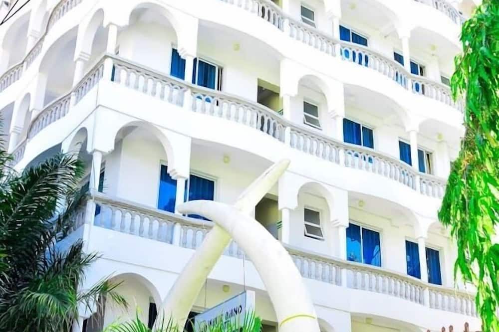 White Rhino Hotel Mombasa