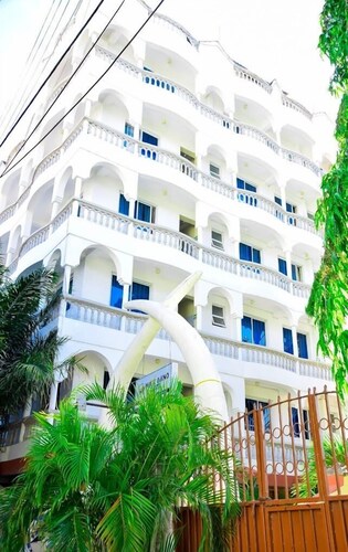 White Rhino Hotel Mombasa