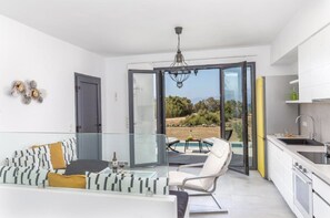 Interior - Villa Calmera, Private Pool, Spacious Furnished Terrace, Naxos (Naxos)