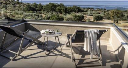 Duplex Villa Ondessa, Private Pool, Spacious Furnished Terrace, Thassos