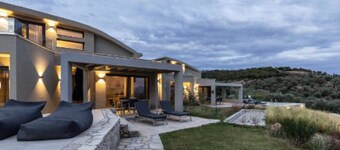 Duplex Villa Aquessa, Private Pool, Spacious Furnished Terrace, Thassos