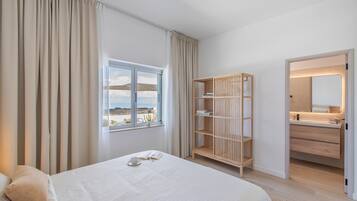2 slaapkamers, een strijkplank/strijkijzer, wifi, beddengoed