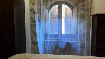 2 chambres, Wi-Fi gratuit, draps fournis