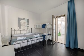 1 bedroom, WiFi, bed sheets - Room 'Casa Gelso 2' with Wi-Fi and Air Conditioning (Polignano a Mare)