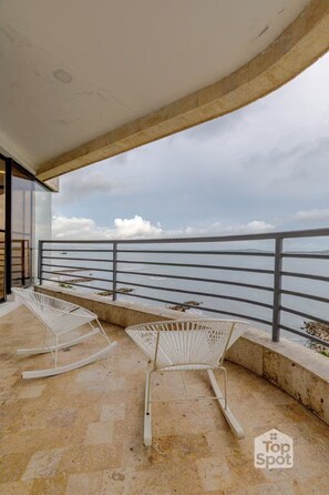 Terassi/patio
