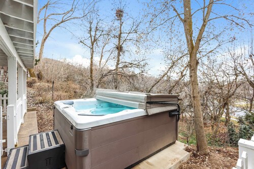 Layton Ridge House | Hot Tub, Game Rm & Near Ski