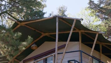 Quadrupla Luxury, 1 letto king con divano letto, vista città | Dettaglio esterni