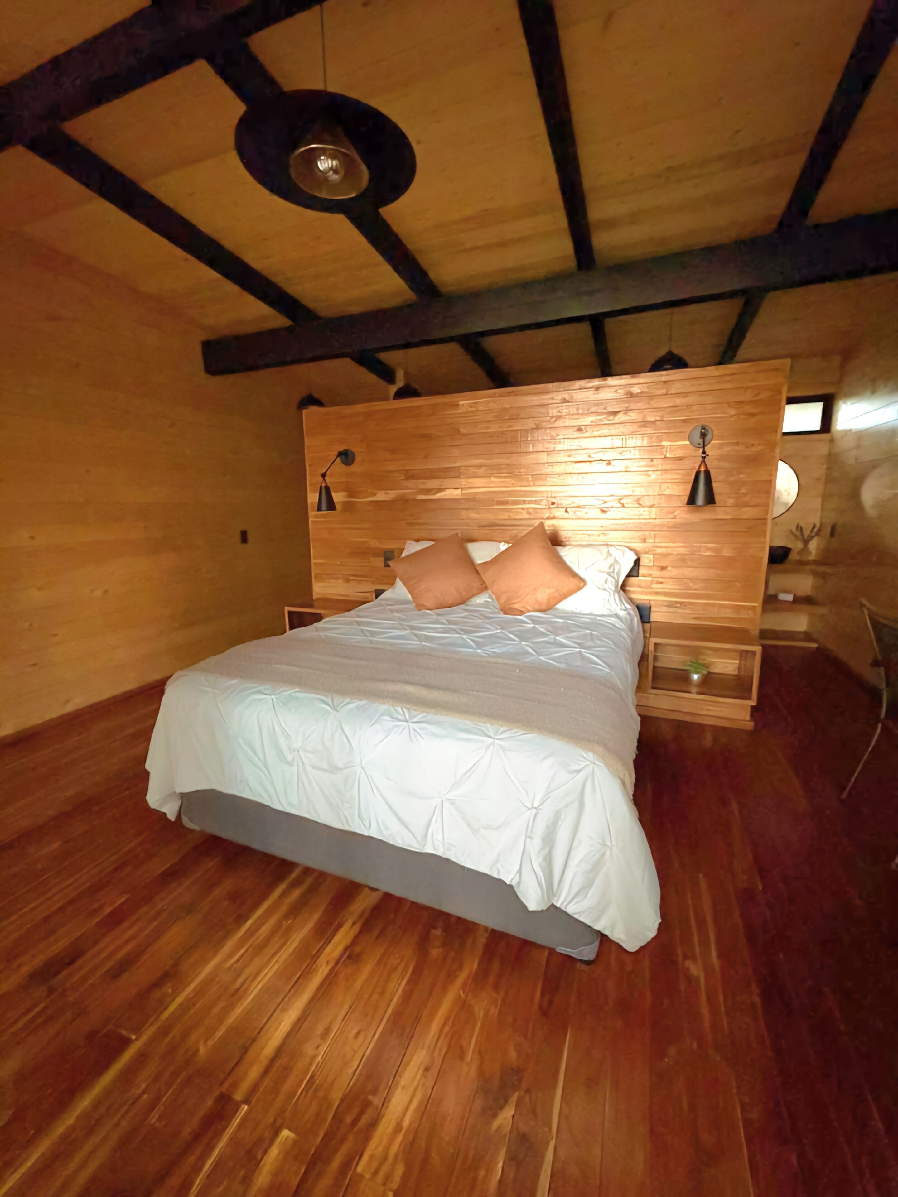 Habitación doble de lujo, 1 cama matrimonial, vista a la ciudad