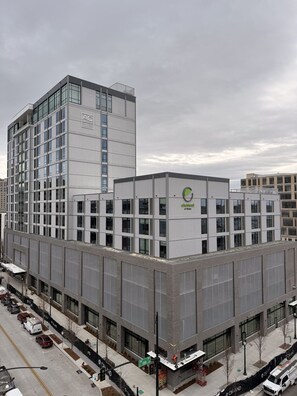 Façade de l’hébergement - soirée/nuit