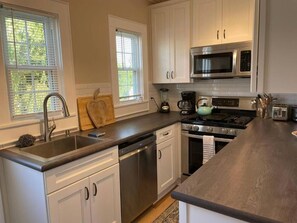 Private kitchen - 3-bedroom house in charming Ocean City with AC for relaxing stays (Ocean City)