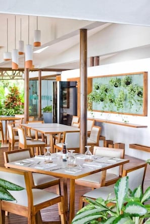 Dining - Arenas del Mar Beachfront & Rainforest Resort (Quepos)