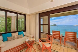 Living area - Arenas del Mar Beachfront & Rainforest Resort (Quepos)