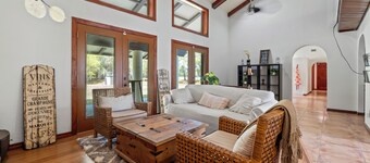 5-Acre Soaring Hawk Retreat | 6Br sleeps 12 | Tampa