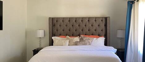 6 chambres, fer et planche à repasser, Wi-Fi gratuit, draps fournis