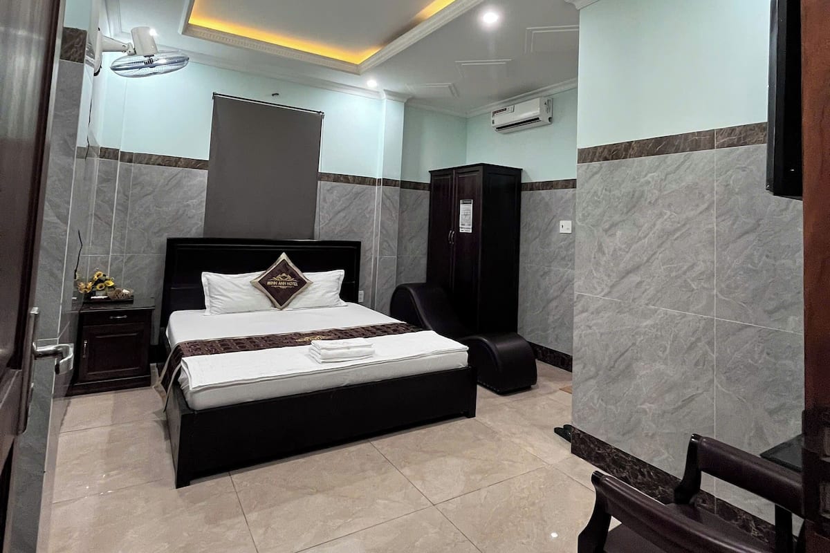 Deluxe Double Room, City View