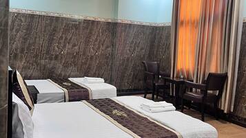 Basic Quadruple Room, City View