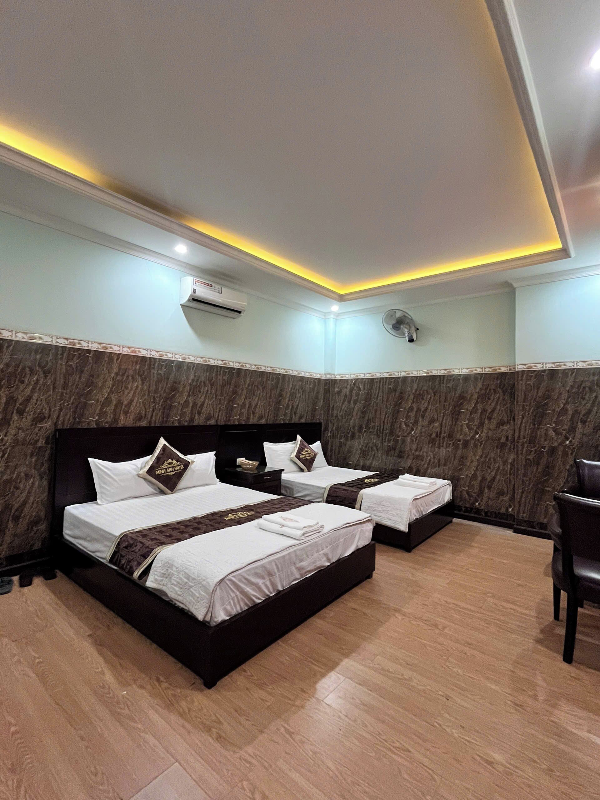 Basic Quadruple Room, City View