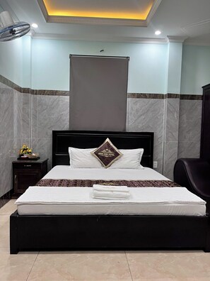Deluxe Double Room, City View - Minh Anh Hotel (Long Hung)