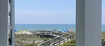 Modern Beachfront Condo w/pool Carolina Beach