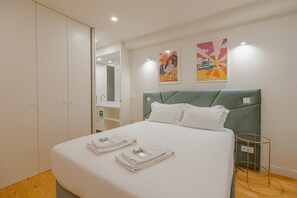 1 bedroom, free WiFi, bed sheets - BOAVISTA DUPLEX WITH BALCONY by VACATIONY (Oporto)