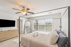 3 bedrooms, iron/ironing board, WiFi