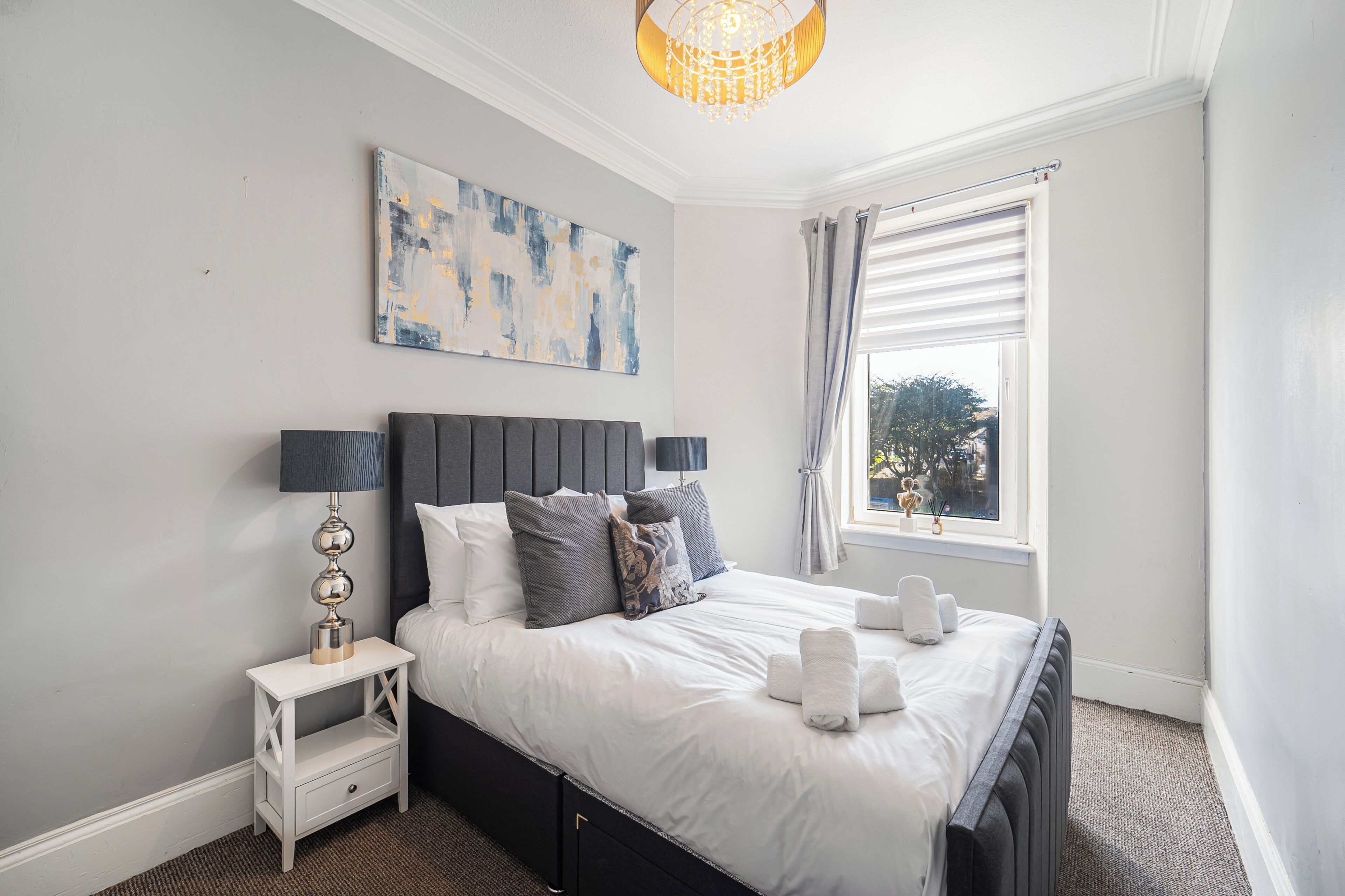 2 bedrooms, iron/ironing board, free WiFi, bed sheets