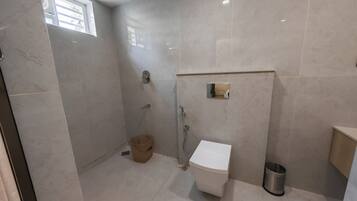 Superior Double Room | Bathroom