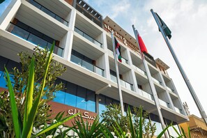 Exterior detail - Skylet Apartments (Dammam)