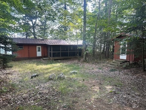 Exterior - Serene 1-bedroom cabin with AC on beautiful Beaver Island (Beaver Island)
