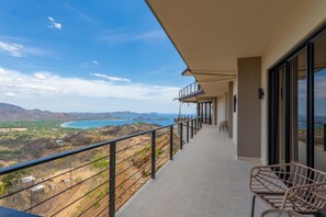 Property grounds - Casa Vista Escondida (Potrero)