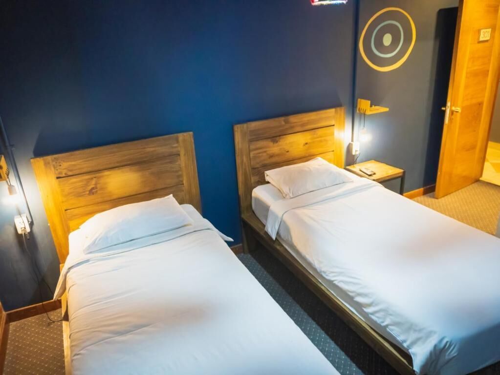 Standard Twin Room, Private Bathroom, City View