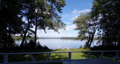 Gorgeous 2-bedroom cottage with AC in charming Stetson