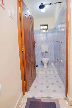 Bathroom - Fantastic 2-bedroom apartment in the heart of Nyeri (Nyeri)