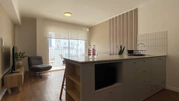 Apartment (708 B) | Living room | 43-inch Smart TV with digital channels, heated floors